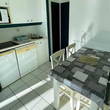 Apartment D'une Avec Piscine Partagee Et Jardin Amenage A Talmont Hilaire A 1 Km De La Saint-Hilaire-de-Talmont