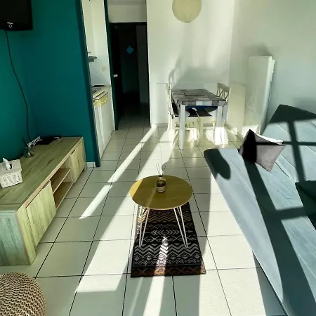 D'une Avec Piscine Partagee Et Jardin Amenage A Talmont Hilaire A 1 Km De La Apartment *